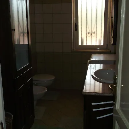 Casa Vacanza Emma Ricadi